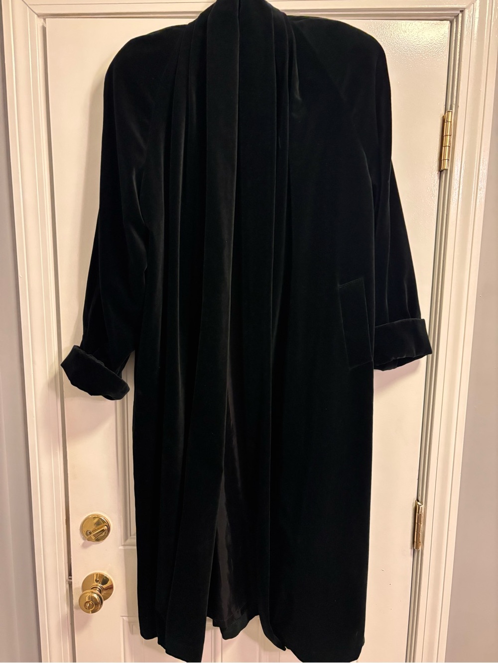 Vintage JS Collections Long Formal Black Velvet Opera Coat Duster M statement